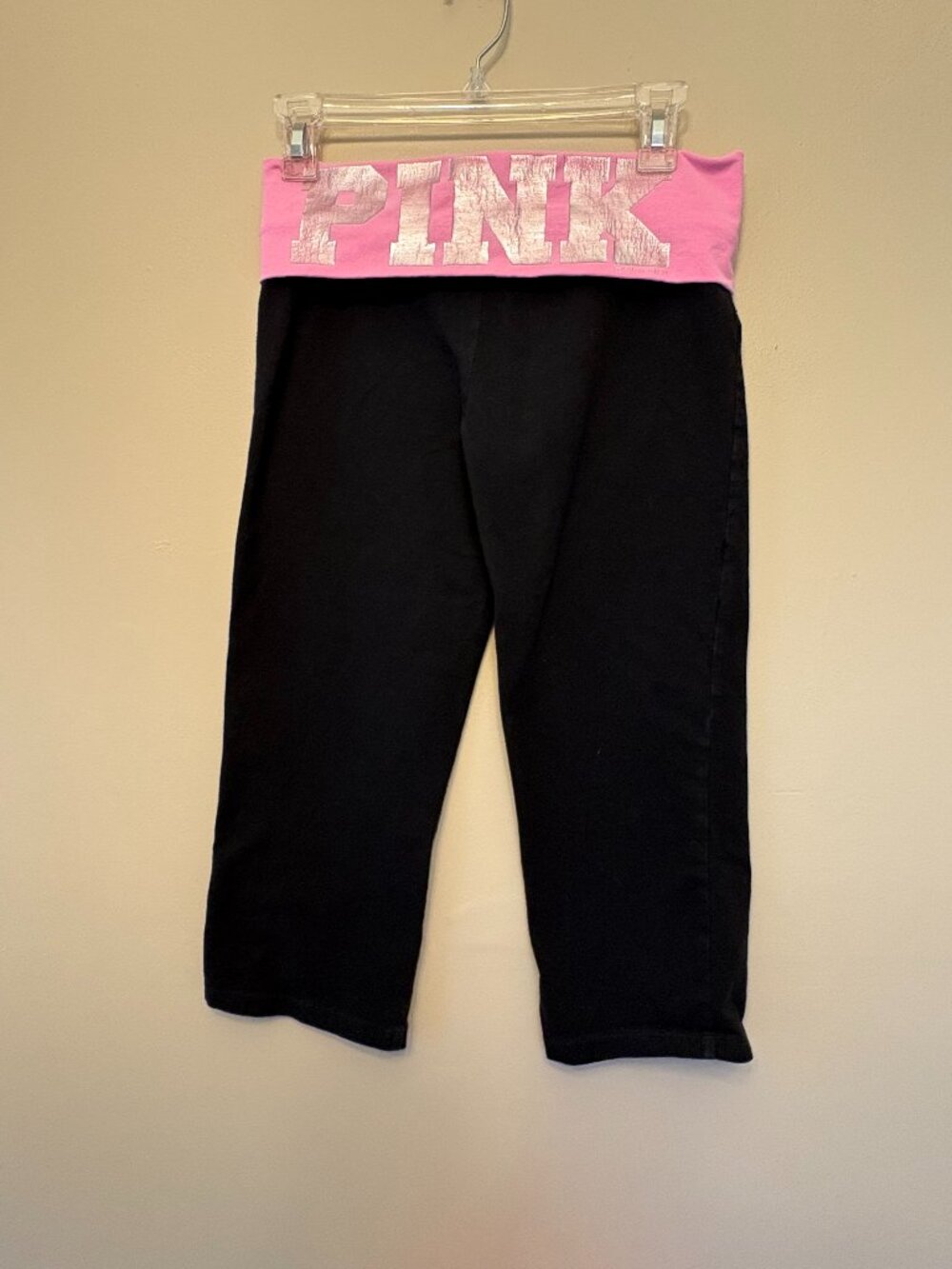 VS Pink Vintage Y2K Fold Over Capri Pink Heart Small Yoga Leggings Metallic